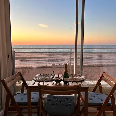 Mettons Les Voiles - Appt Vue Mer Avec Loggia Bernières-sur-Mer Εξωτερικό φωτογραφία