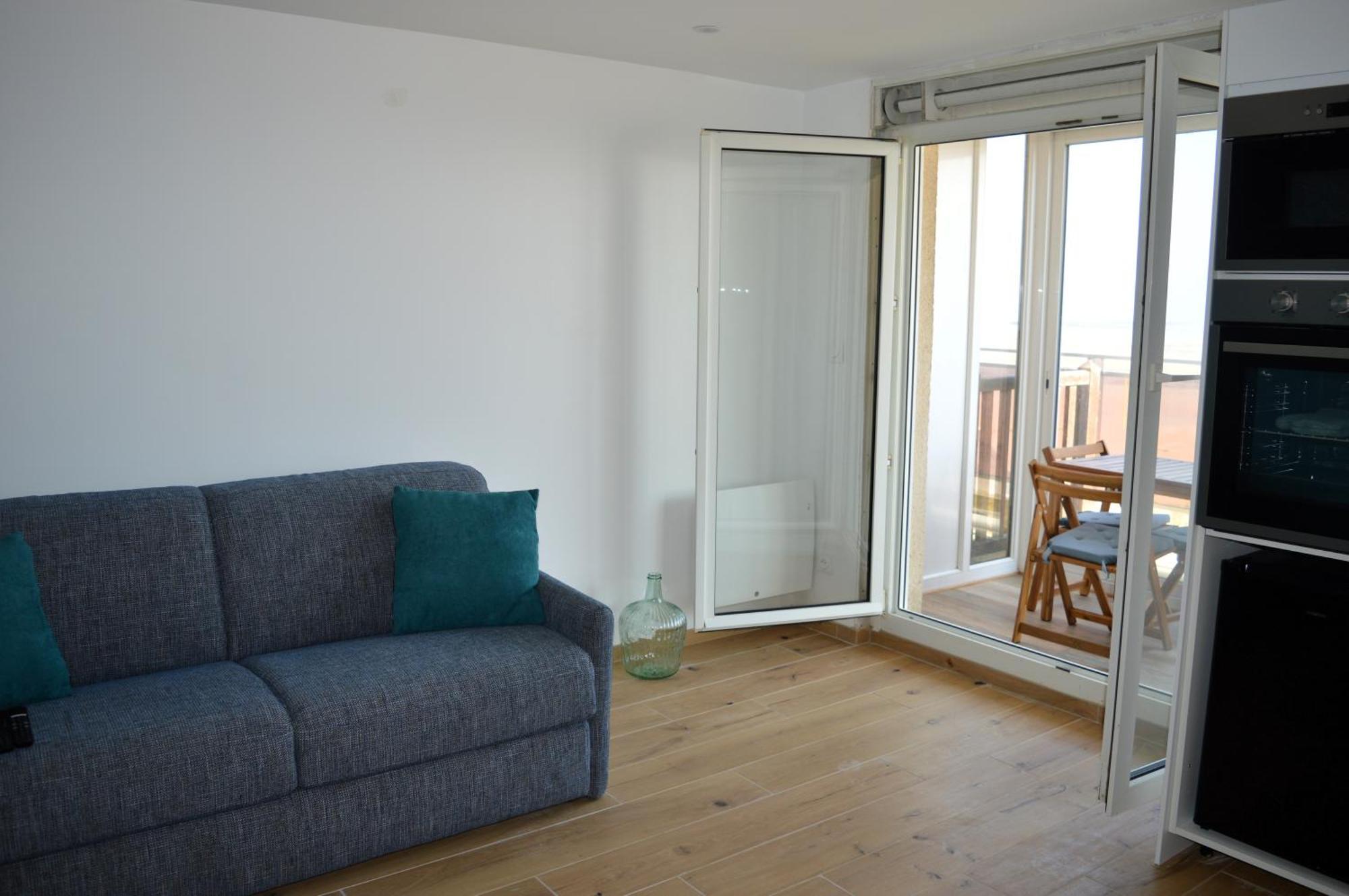 Mettons Les Voiles - Appt Vue Mer Avec Loggia Bernières-sur-Mer Εξωτερικό φωτογραφία